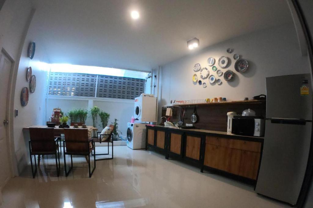 Baannaisoihome Chiang Mai Exterior foto